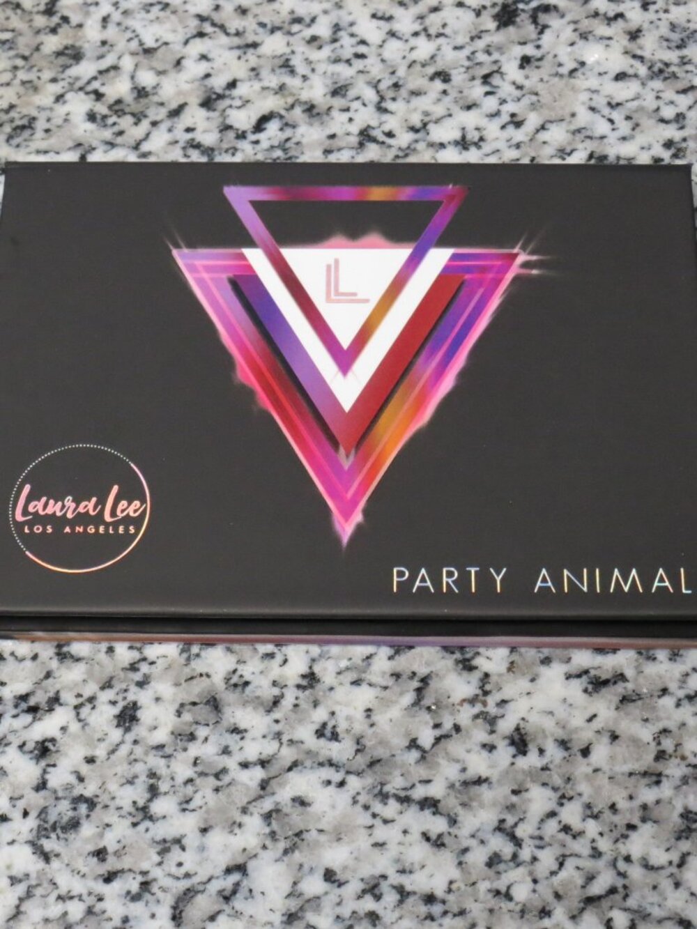 NEW Laura Lee Los Angeles Party Animal Pressed Pigment Eyeshadow Palette